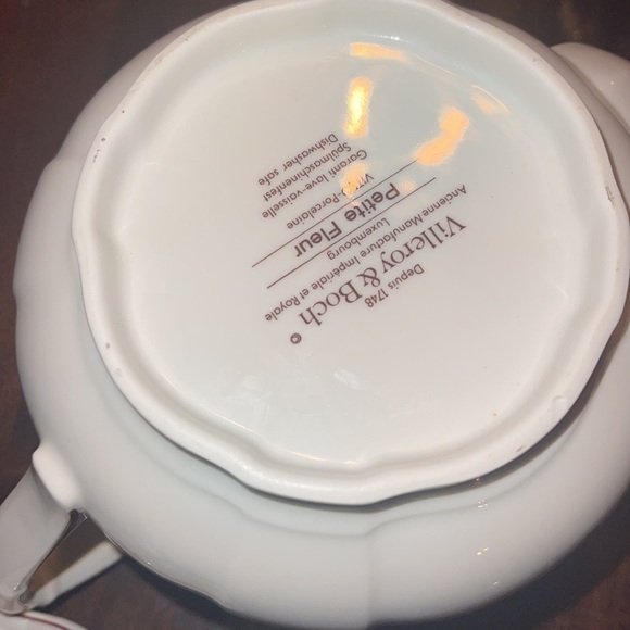 Villeroy & Boch Petite Fleur Tea Pot - Picture 8 of 11